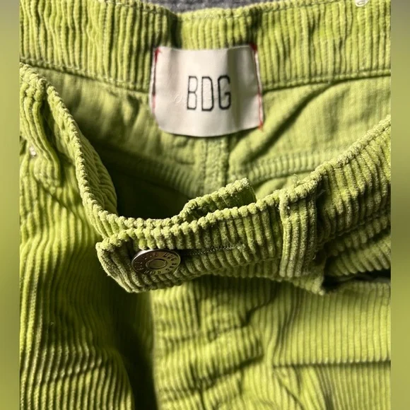 Urban Outfitters Lime Green High Rise WideLeg Jeans Y2K Street Wear Sz 31 (30”) - Picture 6 of 13